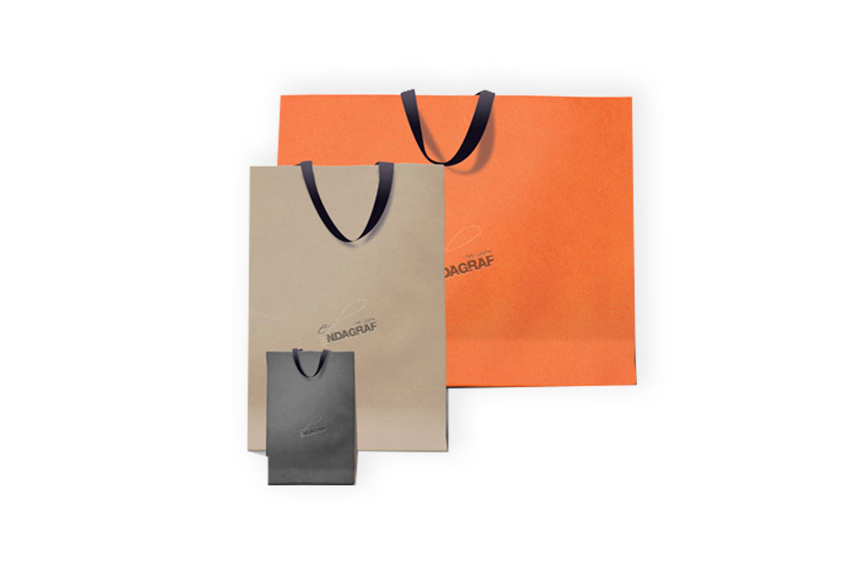 Bolsas de papel para regalo - Endagraf Artes Gráficas, Imprenta en Madrid